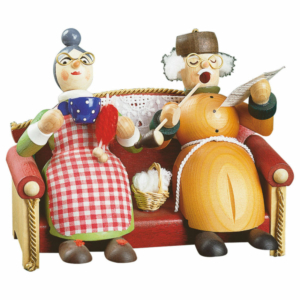 Rauchfiguren Oma und Opa auf Sofa